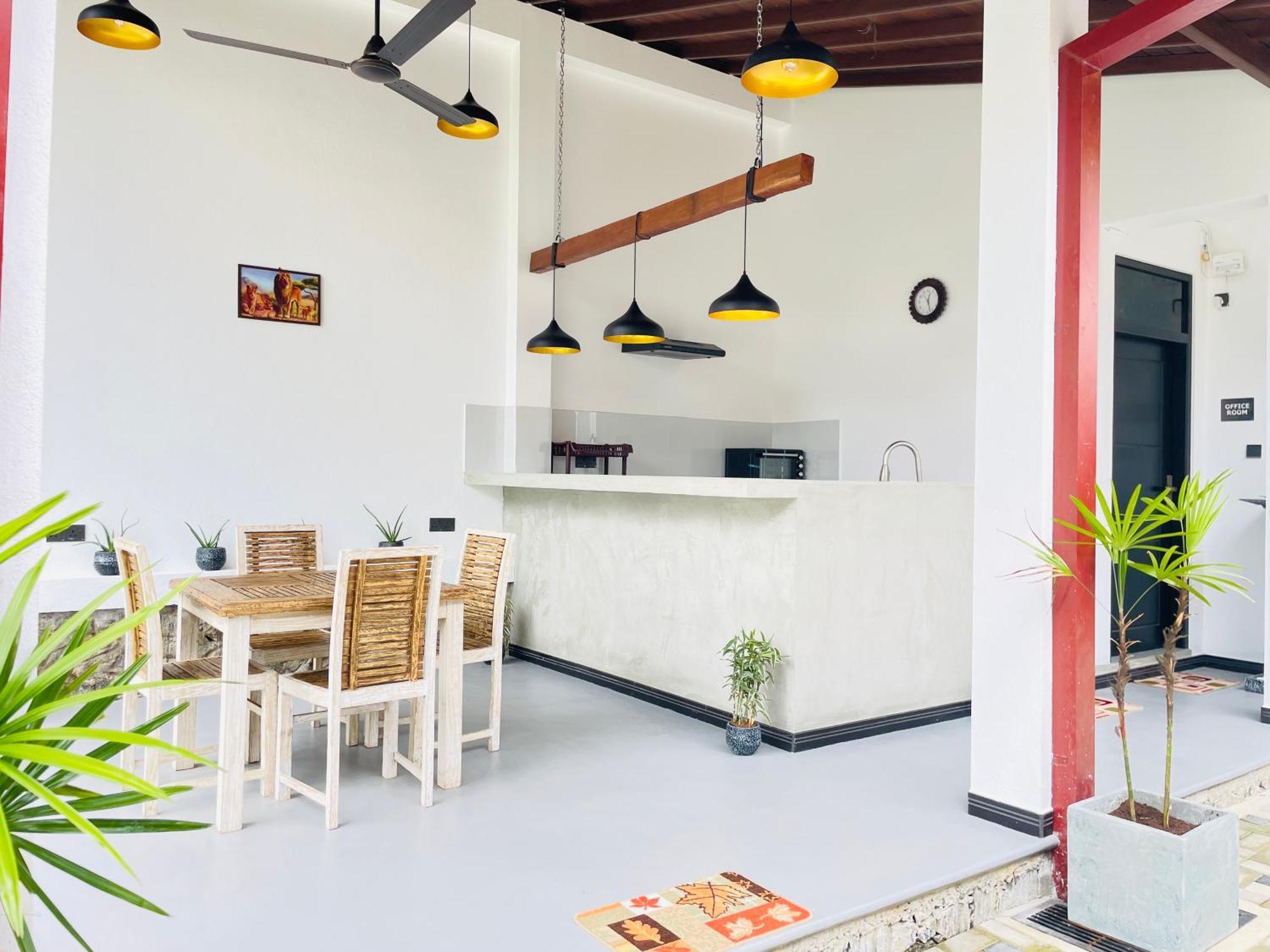 Thara Inn Villa Диквелла Экстерьер фото
